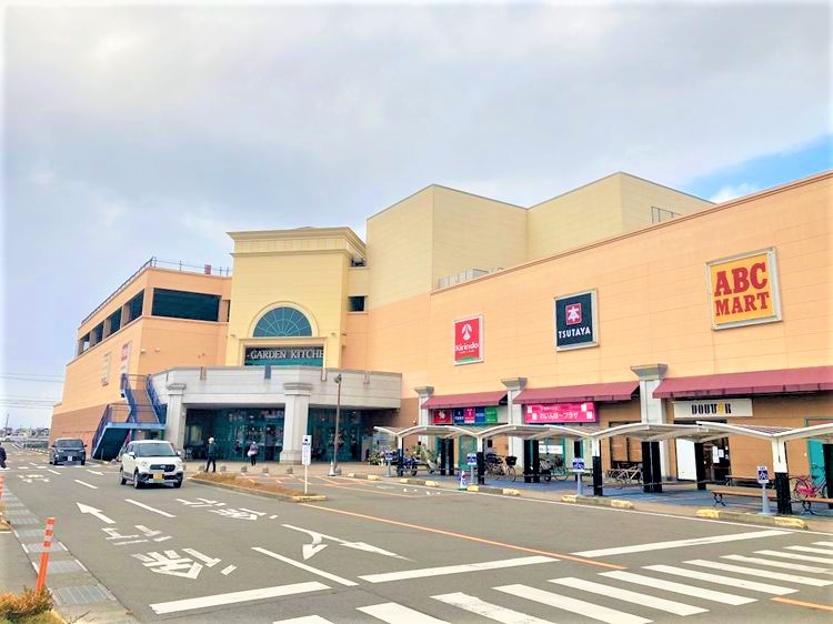 フジグラン石井の施設・店舗情報（徳島県名西郡）｜催事スペース【スペースラボ】